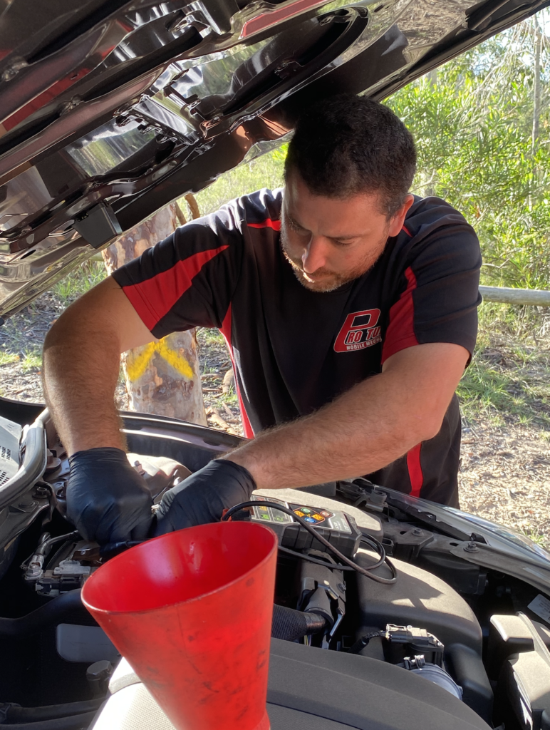 northern-beaches-mobile-mechanic-servicing-at-work